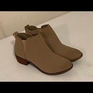 Girl’s Booties